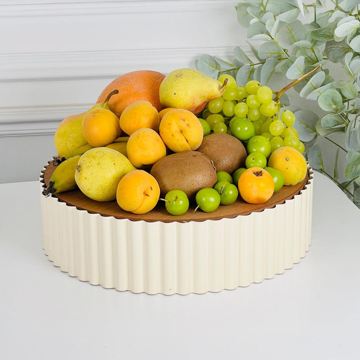 26cm Round Wooden Cake Stand - Cream